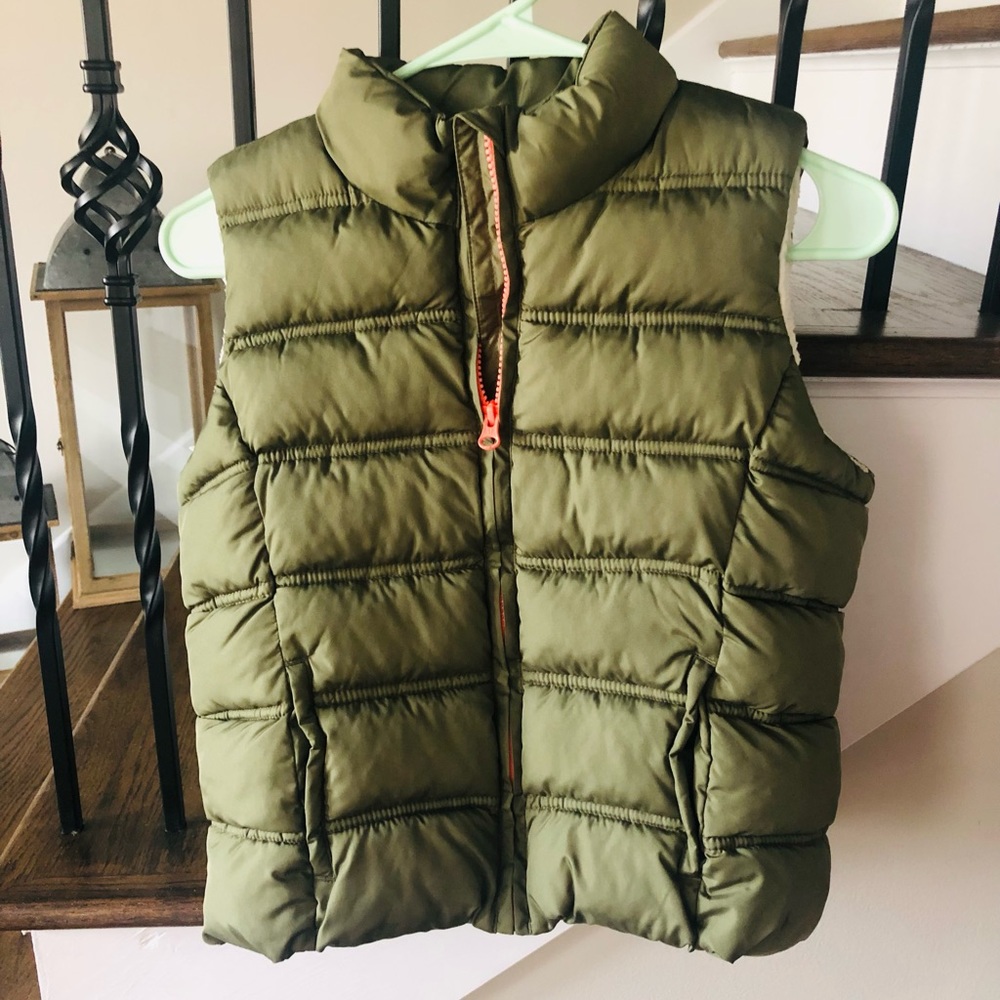 Girls Gap Kids Puffer Vest Olive Green with Coral Zipper Size L